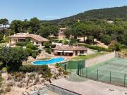 Villa Los Pinos – Un refugio de paz y naturaleza en el...