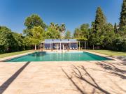 Villa lujo con Bosque privado, Piscina y Pista Tenis