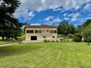 Villa lumineuse au calme