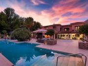 Villa mediterránea con precioso jardín y vistas al mar...