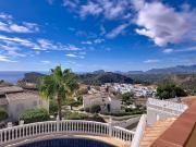 Villa Mediterránea con Vistas al Mar en Cumbre del Sol –...