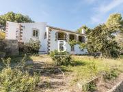 Villa mediterránea en Jávea con carácter y enorme...