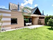 Villa mit Charme und schönem Pool in Trélex