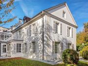 Villa mit gewerblicher Nutzung / Büros von ~420 m²