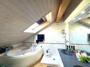 Villa mitoyenne de 5,5 pièces avec terrasse et jardin |...