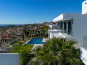 Villa moderna 980m2 en una parcela de 890m2 con un 7...