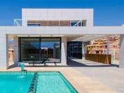 Villa moderna con vistas al mar Esta villa pertenece a... Villa moderna con vistas al mar Esta villa pertenece a...