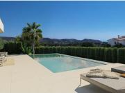 Villa Moderna de 4 Dormitorios con vistas al mar en...