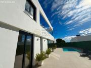 ? Villa moderna de ensueño en Finestrat – Diseño,...