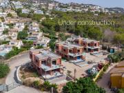 Villa moderna en construcción en venta en Calpe 234m²...
