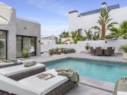 Villa moderna en Nueva Andalucia