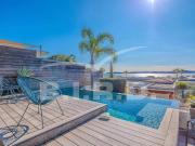 VILLA MODERNE AVEC VUE MER PROCHE PLAGE & CENTRE