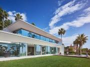 Villa Moderne Dans Un Domaine Privé 550m² Cannes