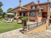 Villa monofamiliare a Roma, Infernetto con giardino...