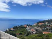 Villa na Estreita da Calheta com piscina para recuperao