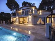 Villa Neo provencale vue mer panoramique 319m² Antibes