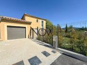 Villa Neuve avec jardin, garage, 4 chambres proche du...
