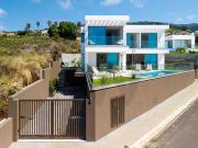 VILLA NEVES | PISCINA AQUECIDA | VISTA MAR | SMART HOME VILLA NEVES | PISCINA AQUECIDA | VISTA MAR | SMART HOME