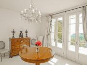 Villa panoramica con piscina sul Lago di Garda 350m² Roè