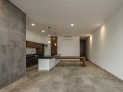 Villa de 2 recámaras en venta, Zona Country, con alberca...