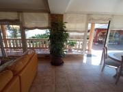 Villa perfecto estado, con vistas al mar y montaña