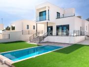 Villa Personalizable en Polop con Vistas al Mar