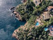 Villa pieds dans l’eau dans un cadre très recherché sur...