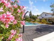 Villa, Piscina, 4.000m de terreno, entre a Muda e a Praia