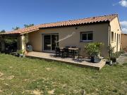 Villa plain pied avec garage et jardin