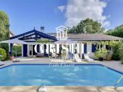 VILLA PLAIN PIED AVEC PISCINE