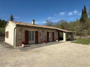 Villa plain pied avec piscine