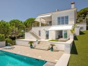 Villa Playa, una preciosa y elegante villa construida en...