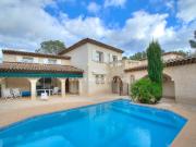 VILLA PLEINE DE CHARME SAINT RAPHAEL 201M² AVEC GARAGE...