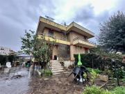 Villa Plurifamiliare di 140 mq a Villa Claudia, Lido di...