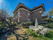 Villa plurifamiliare in affitto a Roma