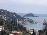 Villa plurifamiliare in vendita a Alassio