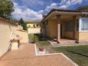 Villa plurifamiliare in vendita a Anzio