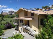 Villa plurifamiliare in vendita a Atri
