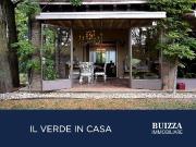 Villa plurifamiliare in vendita a Brescia