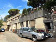 Villa plurifamiliare in vendita a Genova