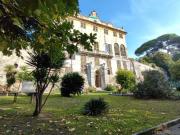 Villa plurifamiliare in vendita a Genova
