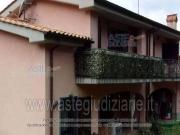 Villa plurifamiliare in vendita a Roma