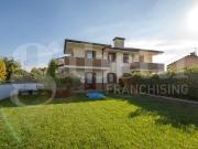 Villa plurifamiliare in vendita a Vigonza