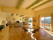 Villa pour 8 personnes avec piscine et vue mer au...