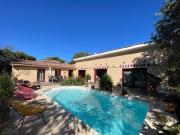 villa principale T7 avec piscine et jardin + 2 petits...