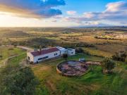 Villa privada com terreno 120.000 m2 227m² Algoz e Tunes