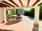 Villa privada de 5 habitaciones orientada al sur con...