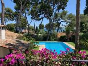 Villa provençale avec piscine et vue mer