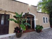 Villa provençale de 350 m² divisée en plusieurs...