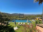 Villa provençale vue sur les Maures Le Plan de la Tour...